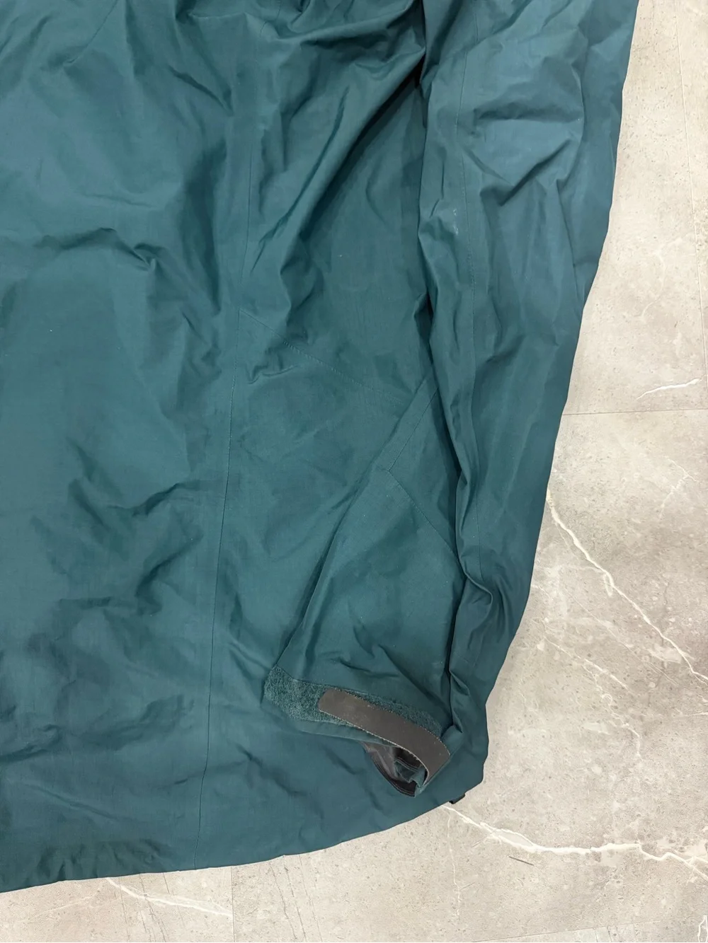 Arc'teryx Men's Zeta SL Rain Jacket Teal-Dark Green Waterproof Hooded Shell